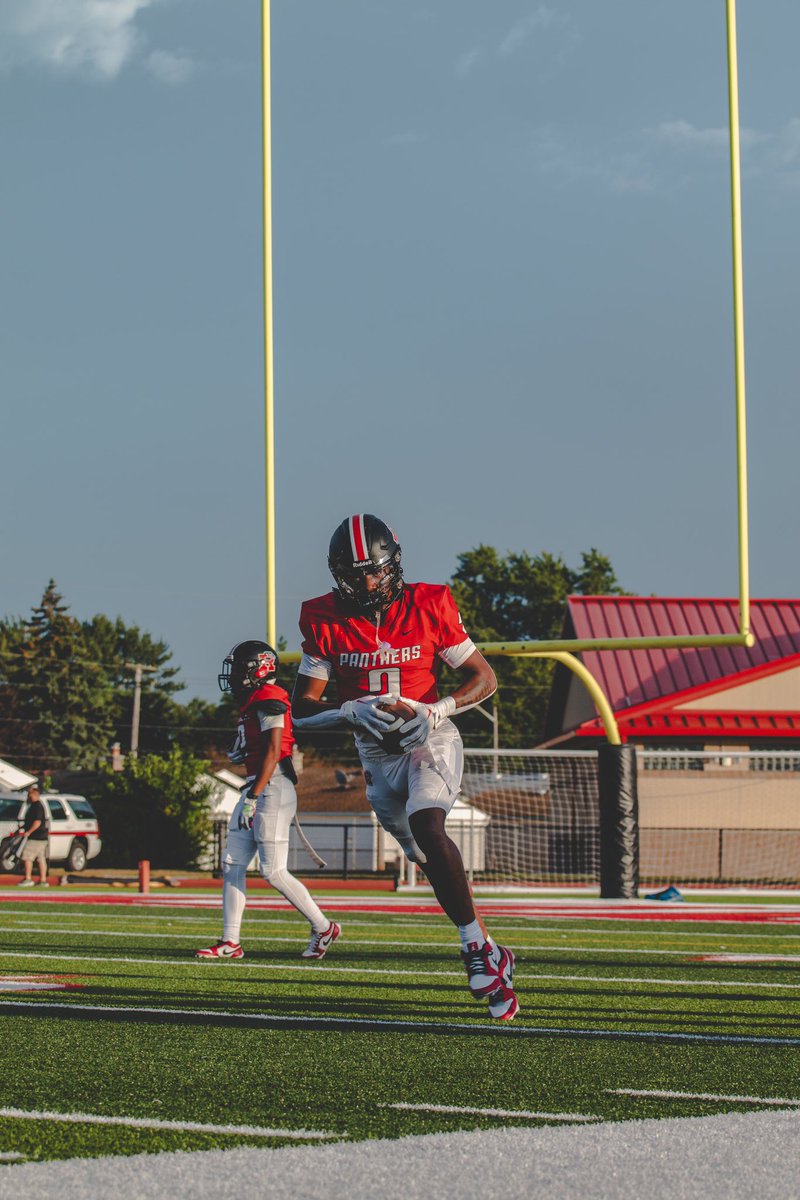 jayronshot_it's tweet photo. 56-6📸🏈 https://t.co/iAumKfAN2p
