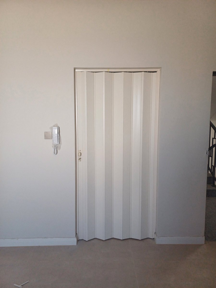 #ابواب_اكورديون_بلاستيك #ابواب_سحاب_بلاستيك #ابواب_سحاب_جلد #الرياض