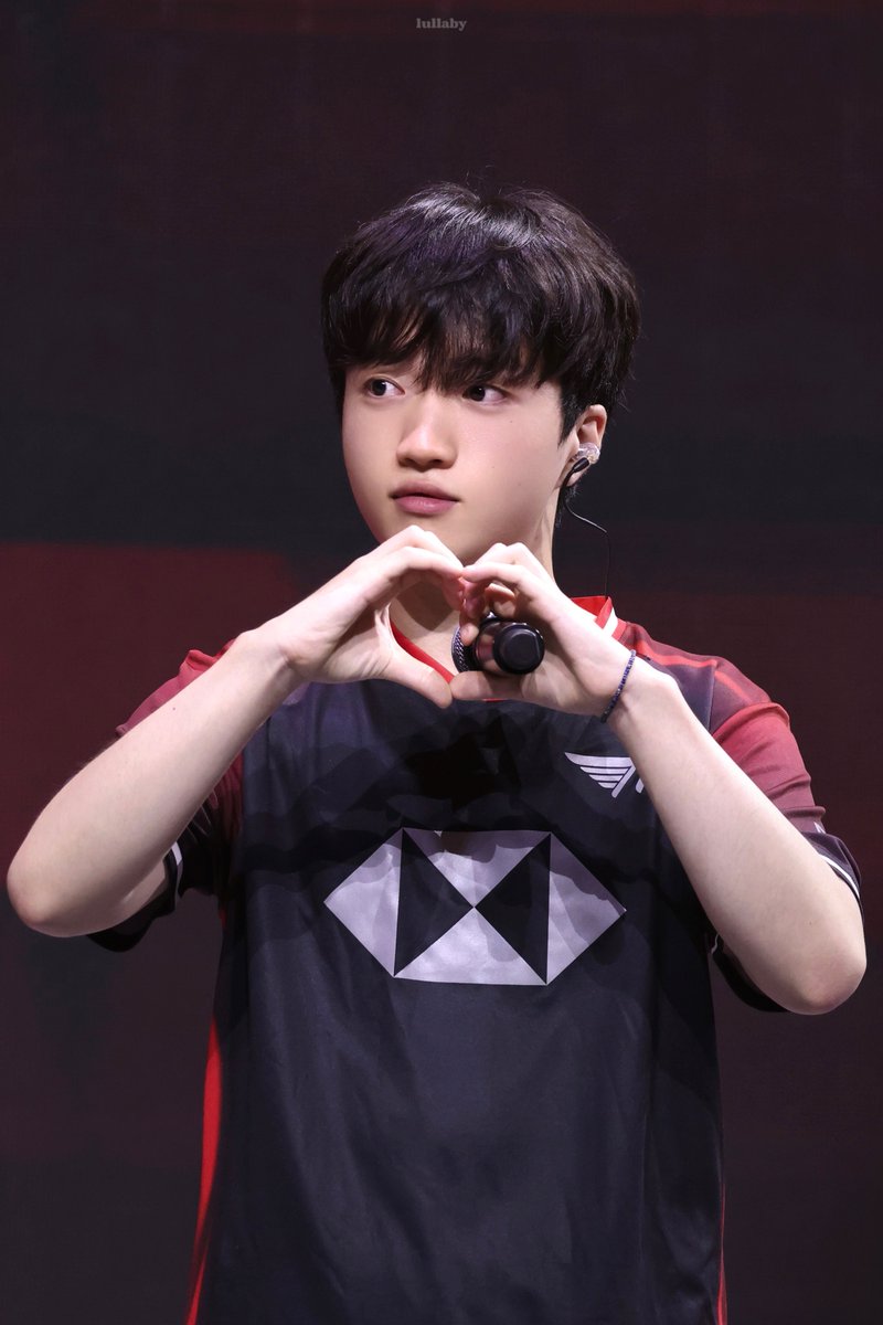 lul1abe's tweet photo. 240922 HSBC
🫶🏻@T1Keria 
#T1WIN #Keria #케리아 #류민석 https://t.co/aORrVF5HFj