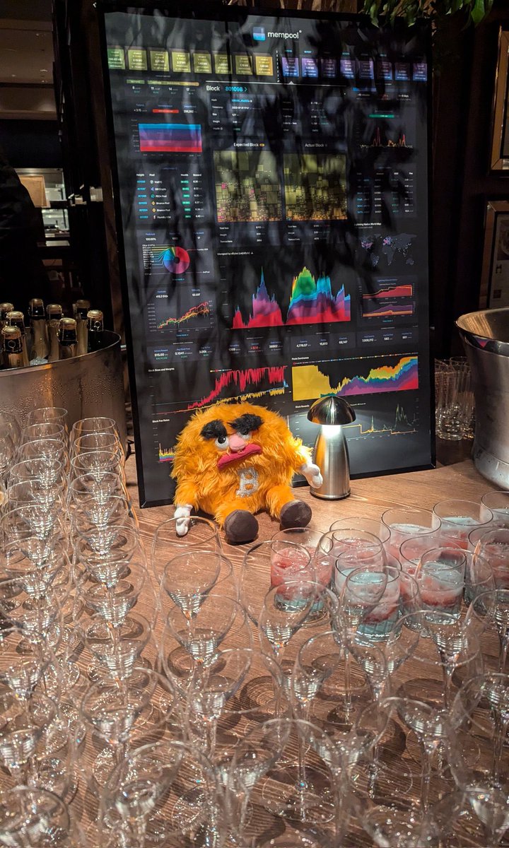 mempool's tweet image. It was an honor to host over 100 of our favorite Bitcoiners at our favorite steakhouse! Aloha to everyone who attended the mempool VIP reception dinner for @BTCTokyo2024 at The Oak Door 🤙