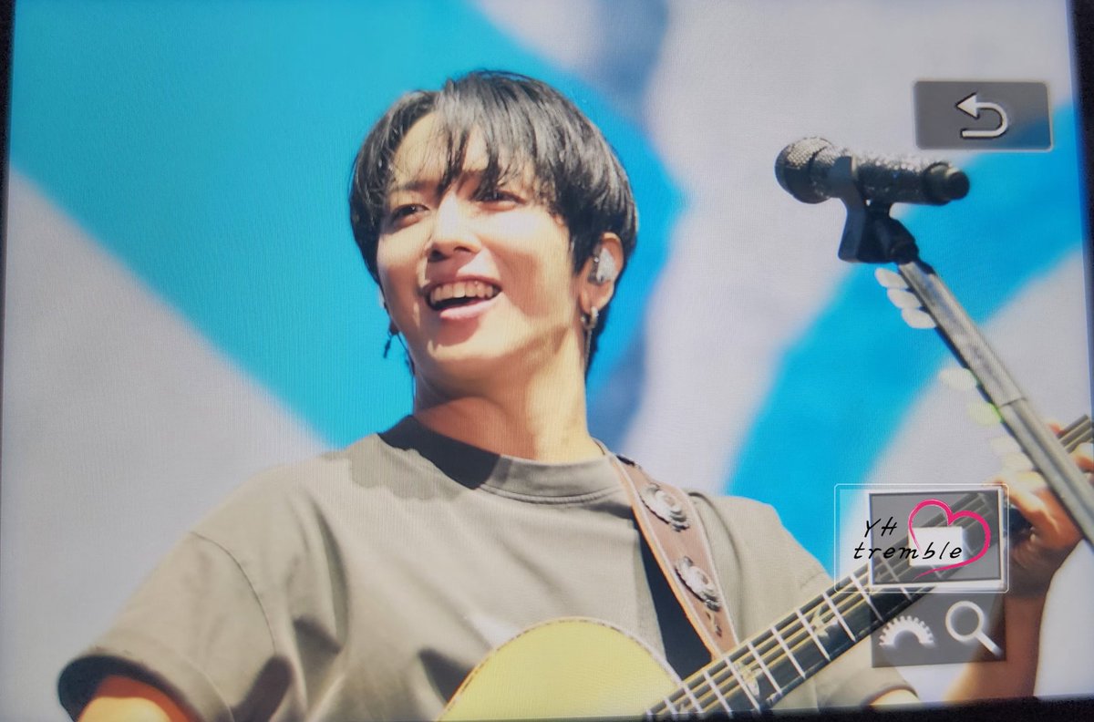 YHtremble's tweet photo. 2024년 9월 22일 씨엔블루 콘서트 프리뷰
#CNBLUE #VOYAGEintoX #정용화 https://t.co/xQMxIn2vmK
