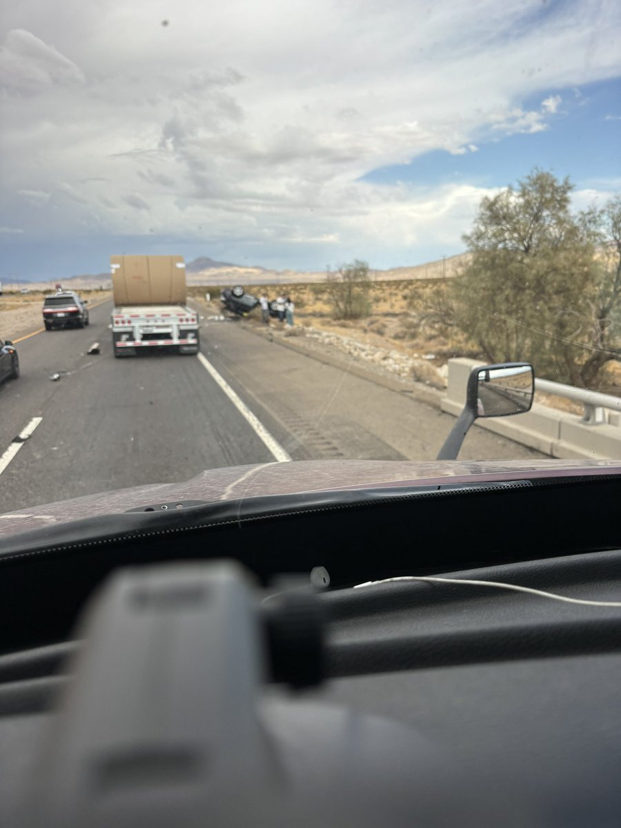jaminjack's tweet image. .
Yesterday on the I-15 northbound