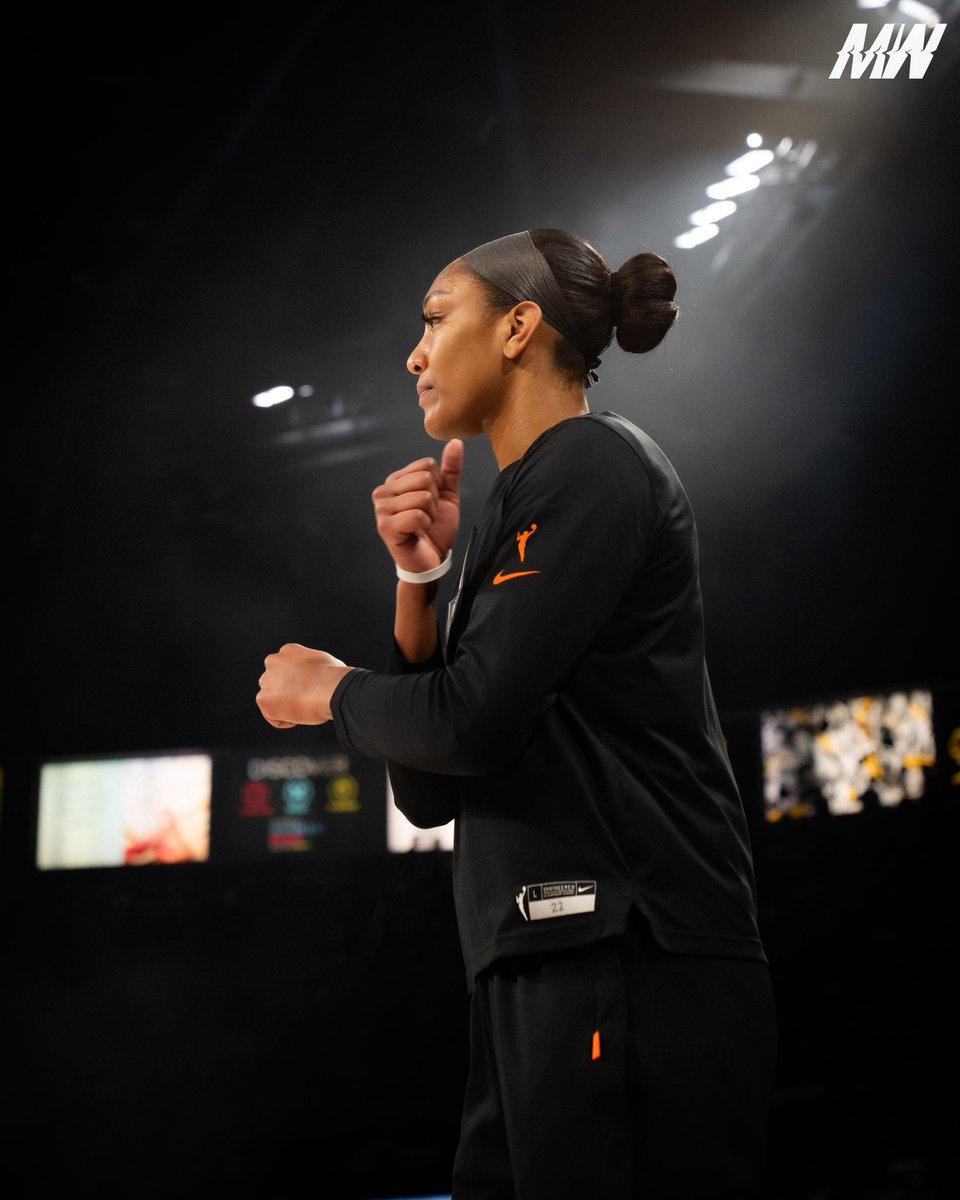 madeforthew's tweet photo. U’NANIMOUS 🏆🏆🏆

Our #MFTW Fam A’ja Wilson unanimously wins the 2024 M’VP award, and her third M’VP overall.

She’s also the first unanimous win since Cynthia Cooper did so in 1997.

CONGRATS A ✨ @_ajawilson22 https://t.co/qgzpkaXTQC