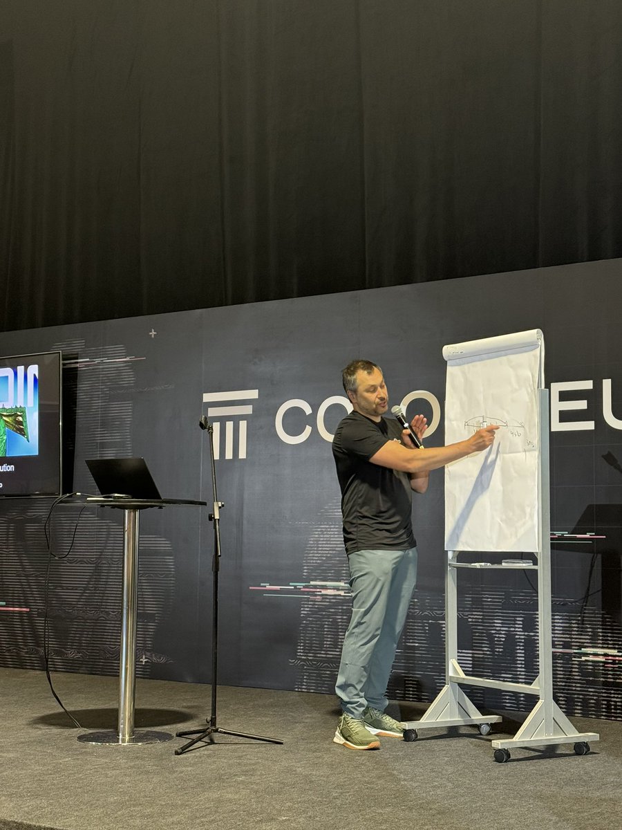 crabbylions's tweet photo. Special week in Singapore bringing @ColosseumOrg IRL to builders at @SolanaConf 👷‍♀️👷🏻‍♂️🏟️

I know there were countless announcements on main stage, but nothing keeps me as optimistic about the future onchain as the experimentation I saw happening in the Arena. 

Accelerate. https://t.co/0SlrTnZ3Wu