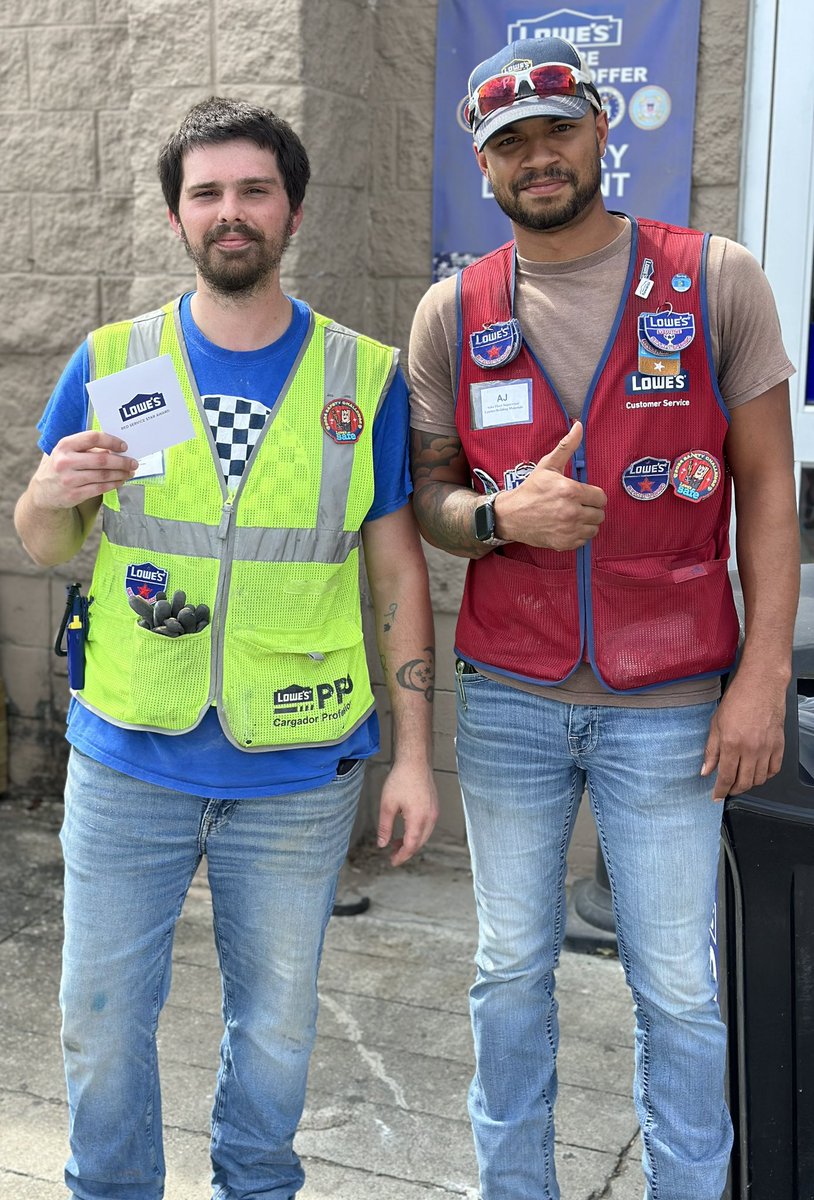 lenny0746's tweet photo. 2 very well deserved #RedStars for Lori (PSS) and Jordan for their hard work. Always taking care of the Pros and helping the department wherever needed. @mickm142 @BenitoKomadina @JBBailey9 @AshleyJervis2 @BlueBoxR1 @Lowes #Pros #SMARTCustomerService https://t.co/kVS3PnzDWO