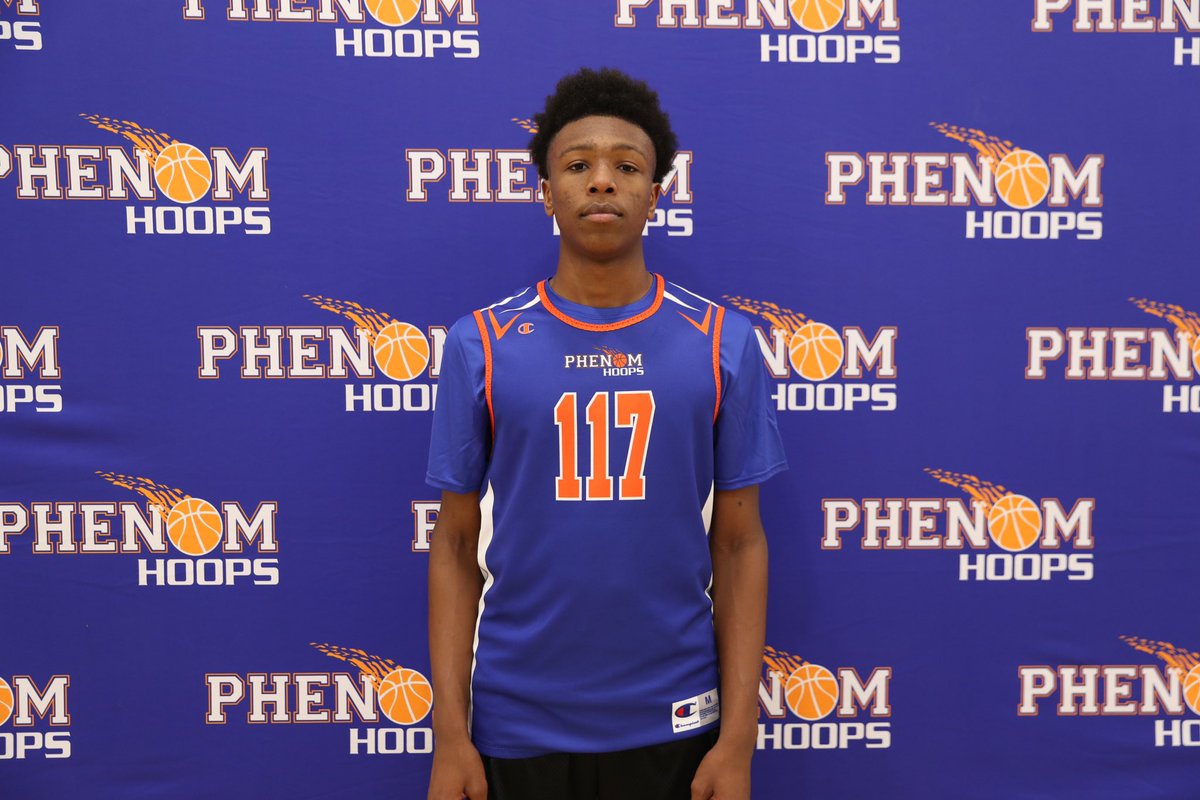 Don’t be surprised if 6’4 ‘27 Seth Harris (Western Guilford) is among the most productive players in the area. Noted shooting threat but highlighting an all-around identity here. Should be the clear, undisputed focal point for the Hornets #PhenomExposureCamp