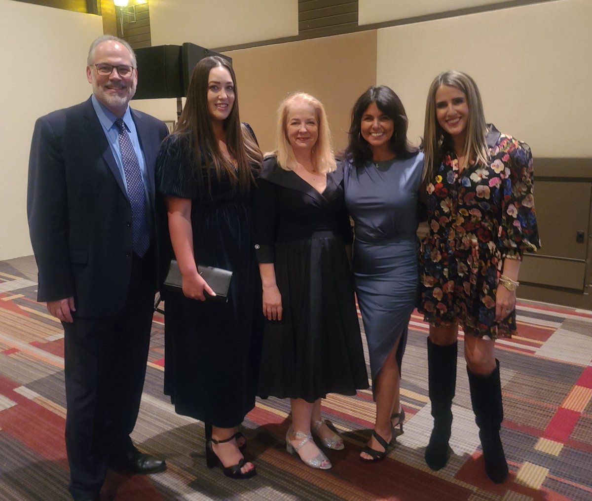 EdgeworthForNV's tweet photo. Magical weekend with the Nevada State Medical Association! If elected, I'll be the only practicing physician in the assembly and doctors need a voice!
#ad35 #edgeworthfornv #NSMA https://t.co/HzdxzEC2Ca