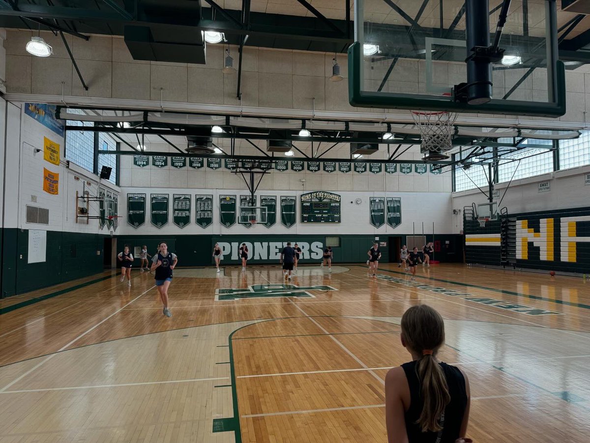Jon Miller (@hoopsprofjon) on Twitter photo Great group today at <a href="/ccbasketballus/">CC Basketball</a> training. Girls worked extremely hard. Great to see their skill and confidence grow practice by practice. Great group today at <a href="/ccbasketballus/">CC Basketball</a> training. Girls worked extremely hard. Great to see their skill and confidence grow practice by practice.