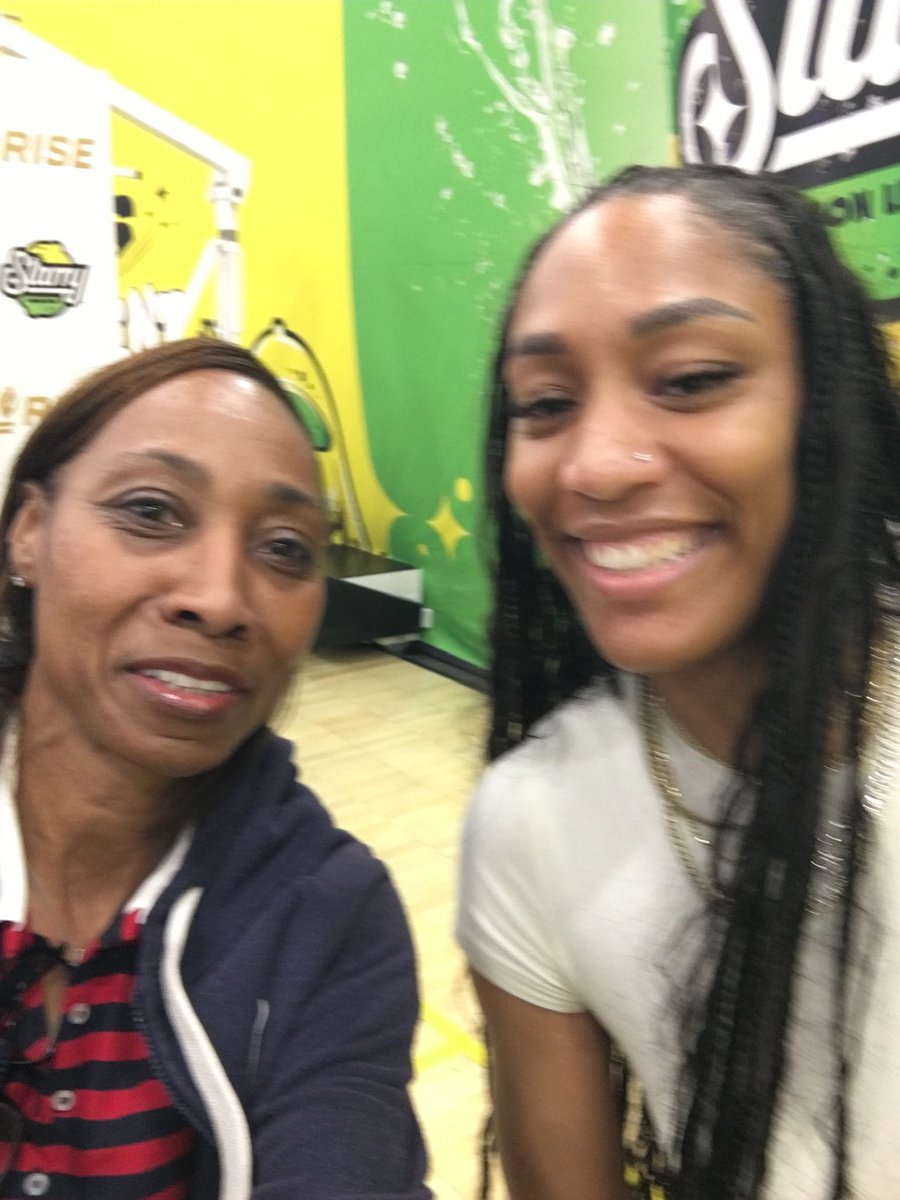 Congratulations <a href="/_ajawilson22/">A'ja Wilson</a>!
Forever my MVP! #unanimous 
<a href="/WNBA/">WNBA</a>