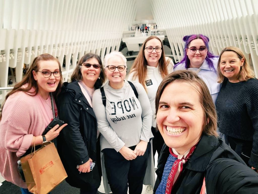 SmolRapperBoi93's tweet photo. Still trying to come to terms with the passing of my beautiful ARMY sis @trishka70 2 days ago. The life of the party, touching everyone's heart, so adorable, I wish every single Army had known her bc she was THAT amazing.💜
I can't believe she's not here anymore.
#FUCKCANCER https://t.co/W96VcxmMLL