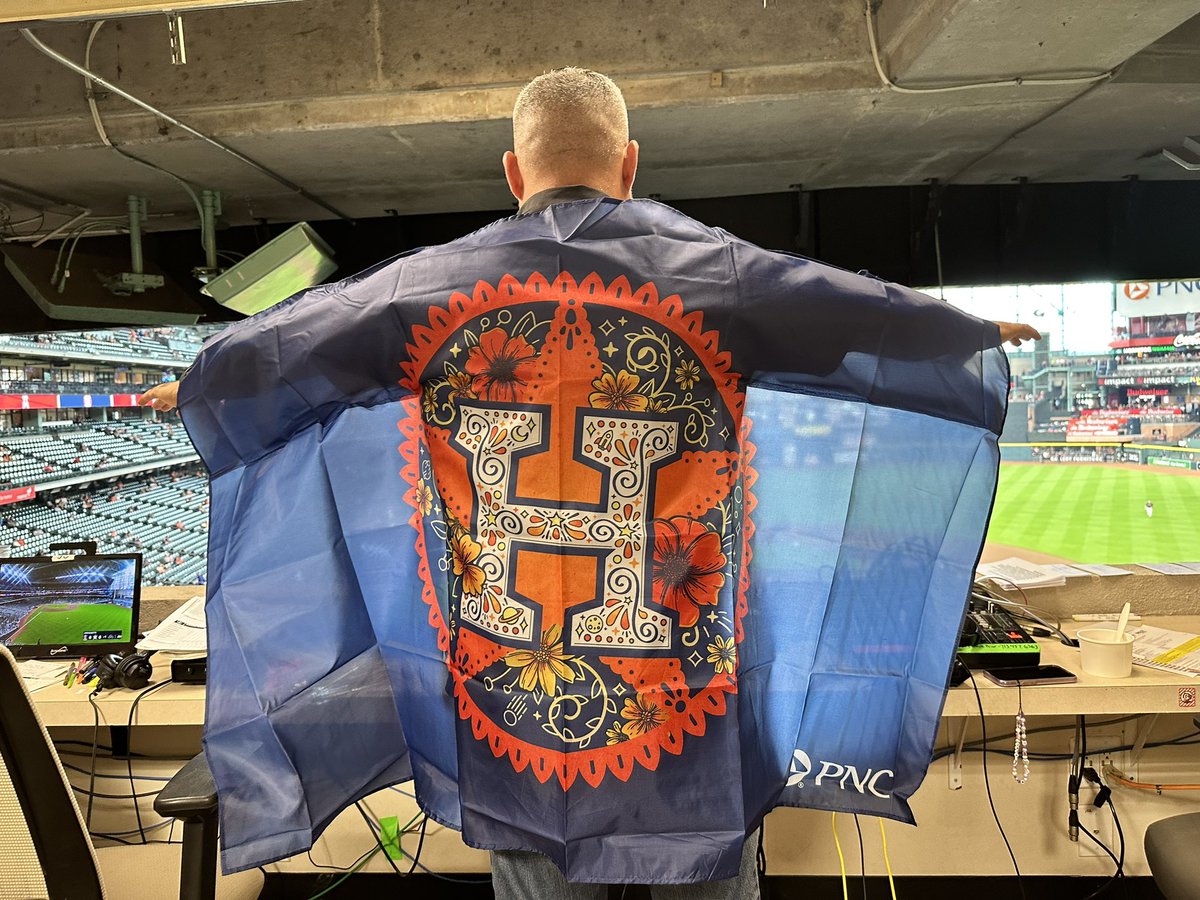 Gene Flores (@geneflo10) on Twitter photo Join us today at 1:10 on the HSCN 2 as we try and close out the series with a sweep 🧹!! This will be my last broadcast of the season, so a win is a must to get one step closer to our goal!!! <a href="/DannyMidfield/">SportsPlay</a> <a href="/LosAstros/">Astros de Houston</a> <a href="/SpaceCityHN/">Space City Home Network</a> Join us today at 1:10 on the HSCN 2 as we try and close out the series with a sweep 🧹!! This will be my last broadcast of the season, so a win is a must to get one step closer to our goal!!! <a href="/DannyMidfield/">SportsPlay</a> <a href="/LosAstros/">Astros de Houston</a> <a href="/SpaceCityHN/">Space City Home Network</a>