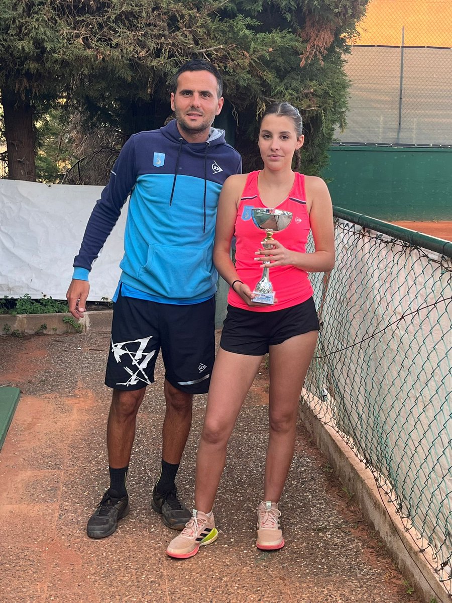 CTLecce's tweet photo. Tre finali, tre successi.
Il Trofeo Kinder di Lequile vede i nostri colori ancora protagonisti.
#Lecce #Tennis #CTLecce #CircoloTennisLecce #TennisPlayer #TennisTournament #LecceTennis #SalentoTennis #KinderJoyOfMoving https://t.co/tcAYuhTWfO