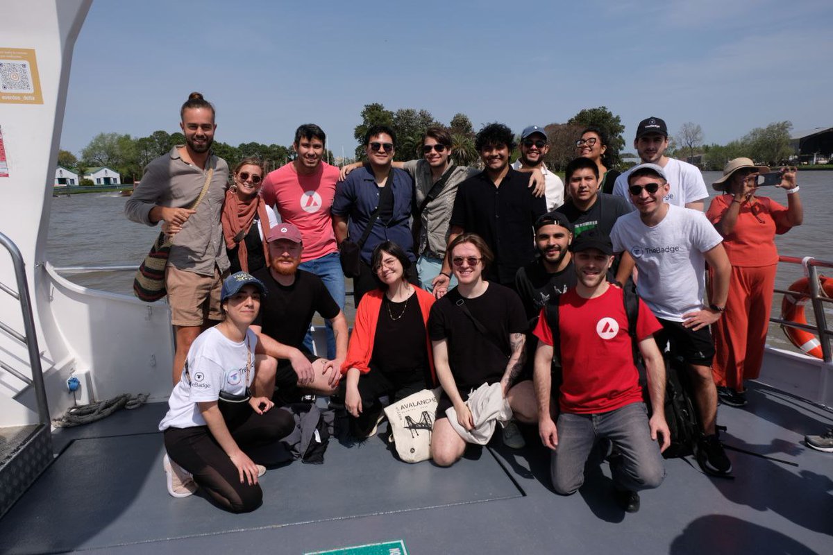 thebadgexyz's tweet photo. Fantastic weekend event for the #AVAX Innovation House participants in Buenos Aires🇦🇷

It has been a great experience so far, with an awesome Work-Life balance 💆‍♂️🧑‍💻

Let's continue pushing forward from Monday on 💪

#LFG Innovators🚀

#Web3 #RWA #Tokenization #Blockchain #Avalanche #Crypto #Argentina #BuenosAires