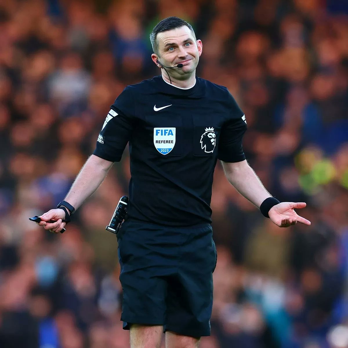 Rate Michael Oliver’s performance out of 10? 🤔