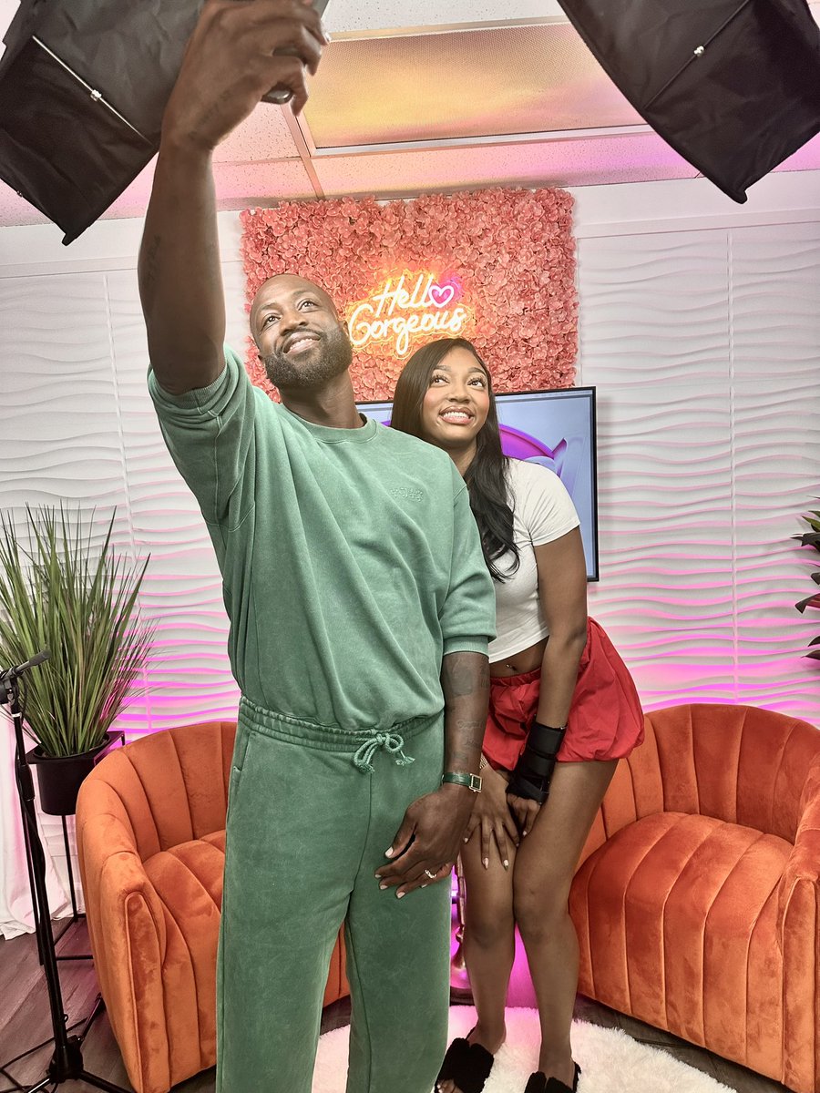 StaceyJGarcia's tweet photo. The male @DwyaneWade and female @Reese10Angel of Chicago’s finest! You won’t want to miss this epic episode of @angelreeseshow 👸🏾🔥 https://t.co/73hYjRlKXT