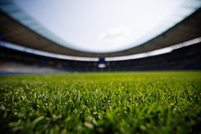 #Sorteo de 2 noches con desayuno en el parador que quieras🏡

⁉️Adivina el #MisterioDeArroyo 

1.  Se han jugado varias finales europeas
2. Sede de conciertos de rock
3. Gradas inclinadas
4. El estadio más grande de su país
5. La mayor grada de pie de Europa

🔄RT
📍Síguenos