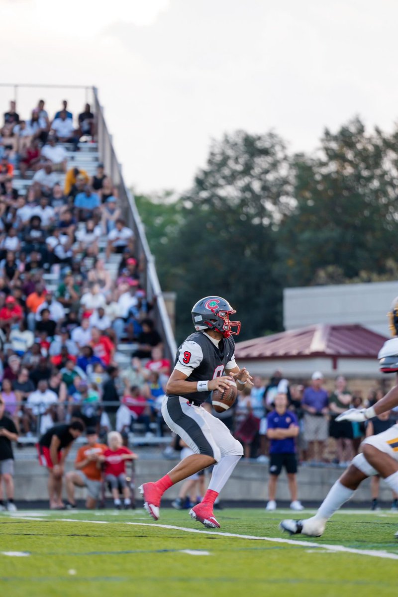 Week 1-5 highlights 
hudl.com/v/2QBCqv