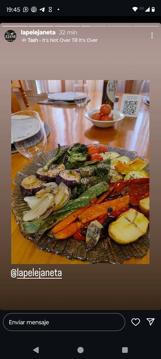 Reserva tu mesa al 644471061 o por nuestra web lapelejaneta.net