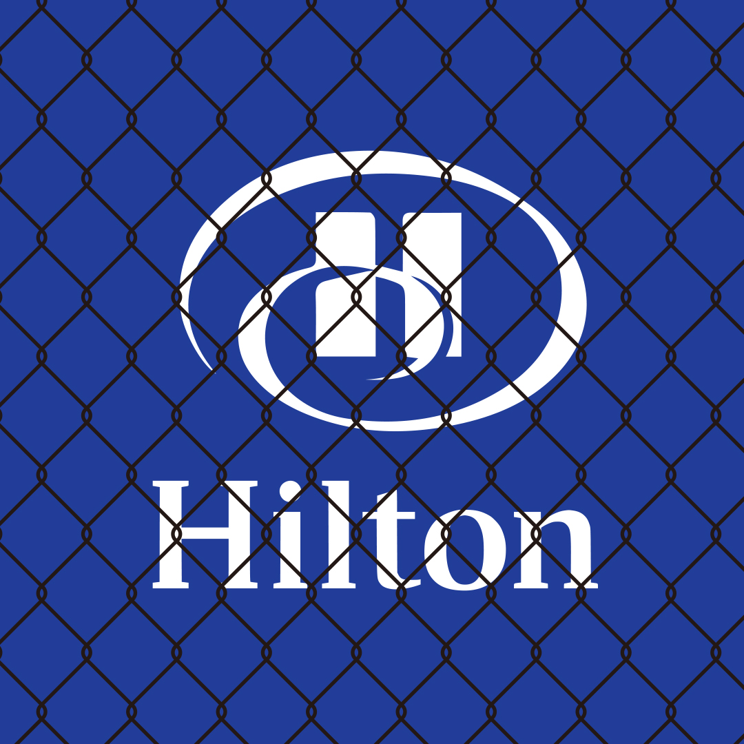 UNITEHERE30's tweet photo. Workers at the Hilton San Diego Bayfront are ON STRIKE. We don’t want hotels to become the next airline industry, where guests pay more and get less while workers are left behind.
But instead of respecting us and our guests, @Hilton has surrounded the hotel with security fences. https://t.co/b4xCjCknwa