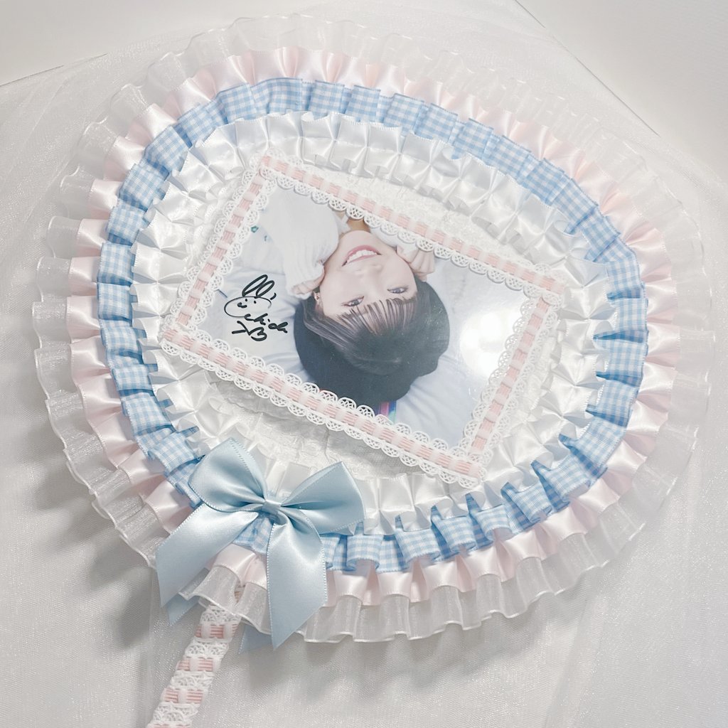 自己做了一个秀秀的应援扇🤲❤️准备带去北京见秀秀！
#内田秀