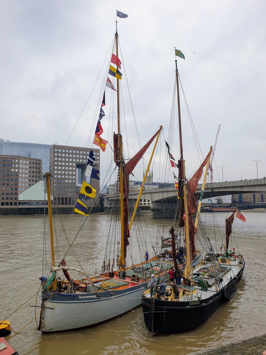 GeraldM64883070's tweet photo. Lovely to see the replica steel-hulled Blue Mermaid (2015) this afternoon. Towed through Tower Bridge as she doesn't carry an engine. Moored alongside Sailing Barge Alice (1954) by Grant's Quay Wharf #BlueMermaid #seachangesailingtrust #thamessailingbarge #shipsinpics https://t.co/zMYmwXMxTi