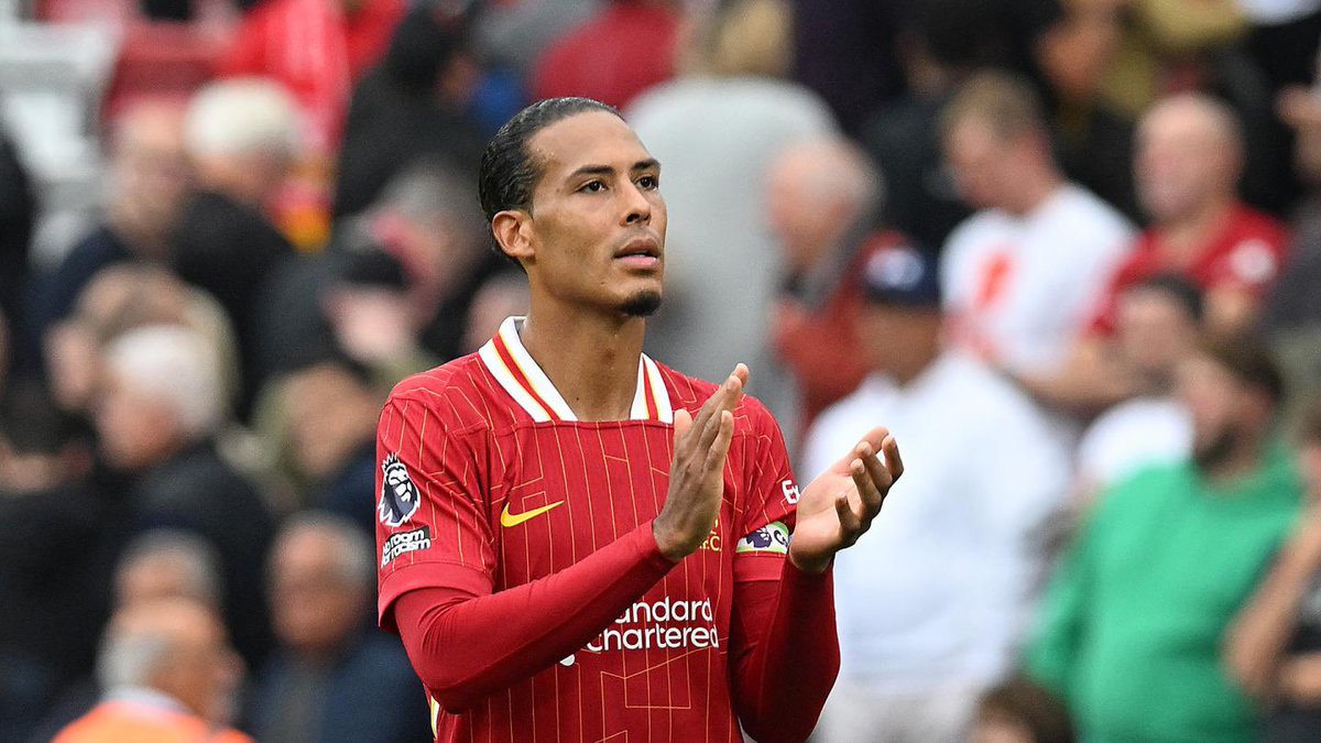 AnfieldEdition's tweet photo. 🔒 2-0 (Ipswich)
🔒 2-0 (Brentford)
🔒 3-0 (Man United)
🔒 3-0 (Bournemouth)

Four clean sheets in five games and the best goal difference in the league.

On lock. https://t.co/E3R894aGEQ
