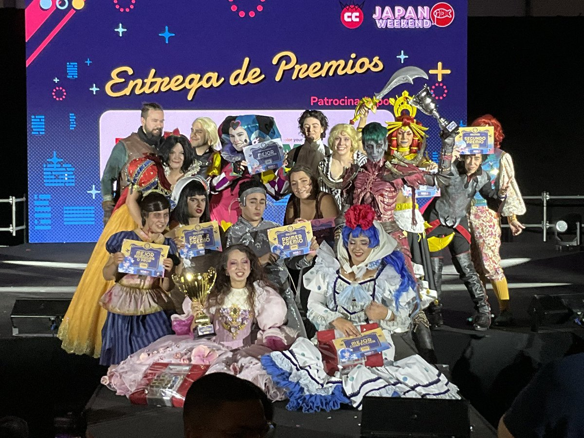 EsCosplay tweet media