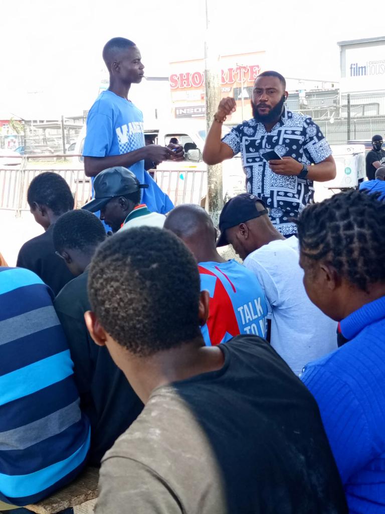 Thatnsukkaboy_'s tweet photo. Today, 5 people shared testimonies of an active prayer life, every morning, npw they have Bibles to study as well. 

2 people shared testimony of having a change in character, the things that used to lure them no longer mattered to them. 

5 people recited Psalm 23 by heart. https://t.co/cW7qUpRv8L