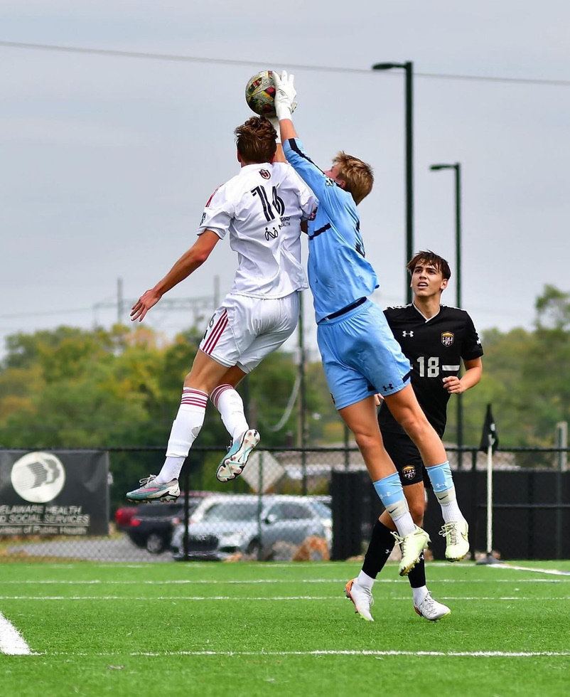 ZCielewich5's tweet image. Picked up another 3 MLS-Next flex points! But lost a stud on my cleat. Calling on my GK Union, does anyone have contact for size 15 cleats?? Have looked everywhere...
@letsallsoccer
@TheUnionGK
@ProspectsUsmnt
@ameriultrastalk
@Nike
@headdturnerr