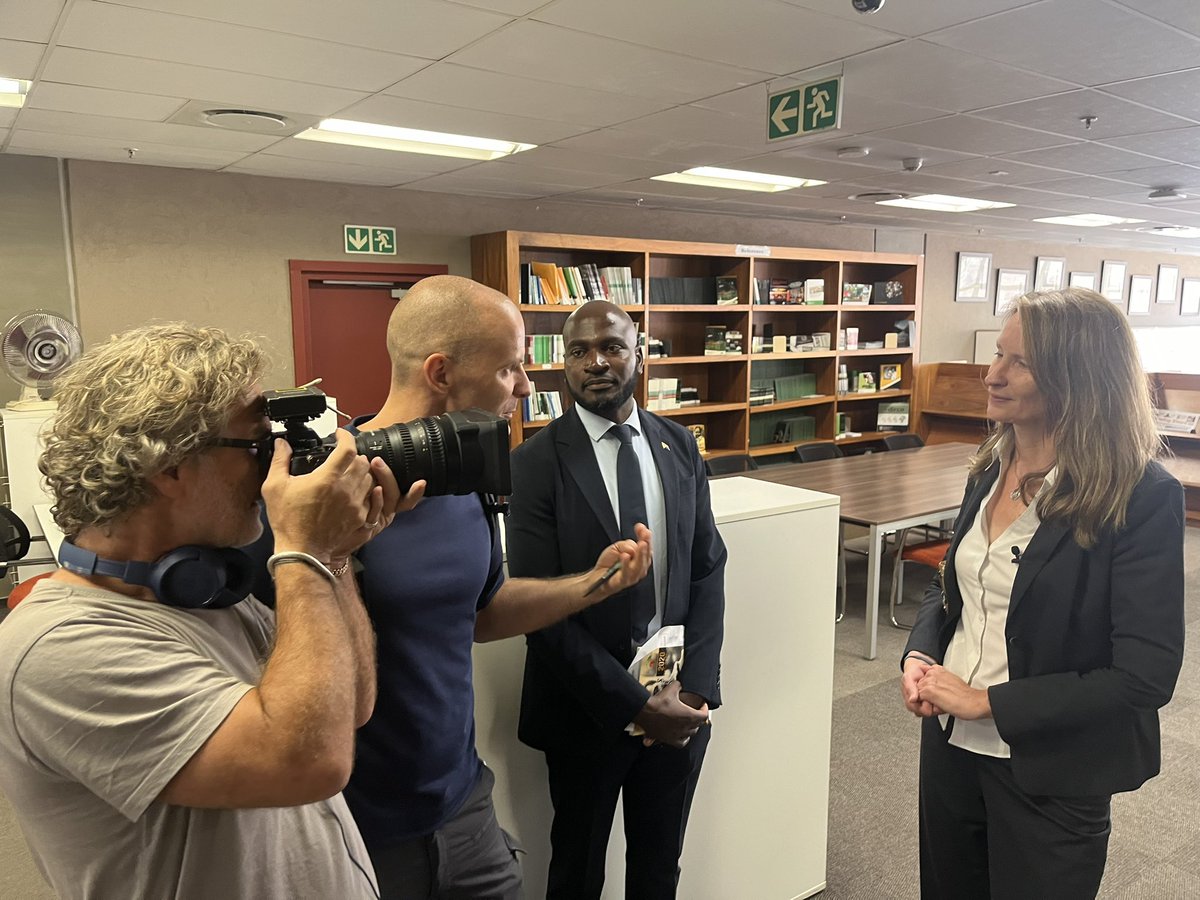 Romana Königsbrun tweet media