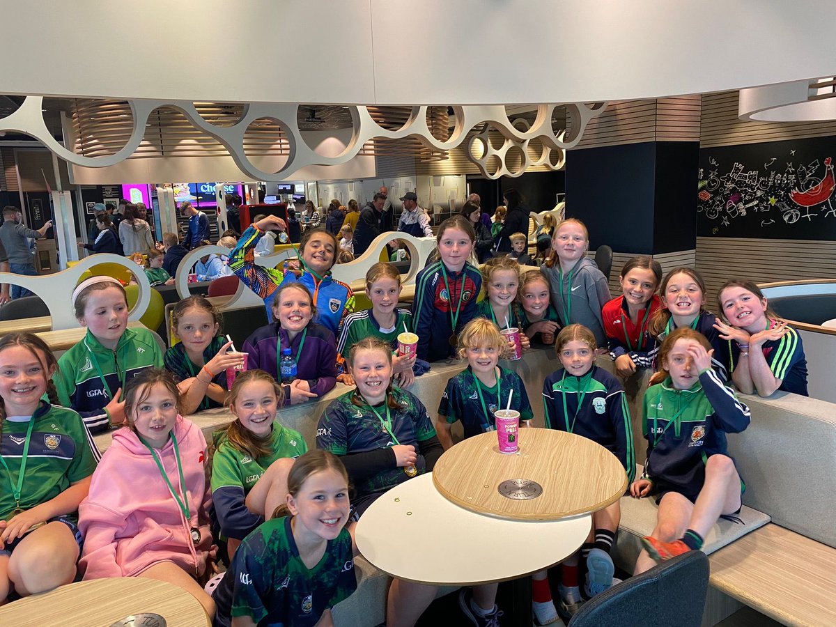 KKCityLGFC's tweet photo. A great finish to U10 season today - 35 girls played 8 games against teams from Leinster in LGFA blitz in Portlaoise - these girls have made great progress throughout the season and finished it off with a well deserved party - the future is bright for this group https://t.co/Wf21KJiOnL