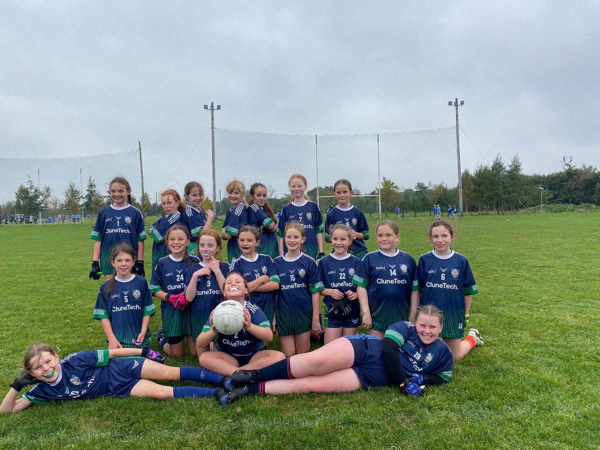 KKCityLGFC's tweet photo. A great finish to U10 season today - 35 girls played 8 games against teams from Leinster in LGFA blitz in Portlaoise - these girls have made great progress throughout the season and finished it off with a well deserved party - the future is bright for this group https://t.co/Wf21KJiOnL