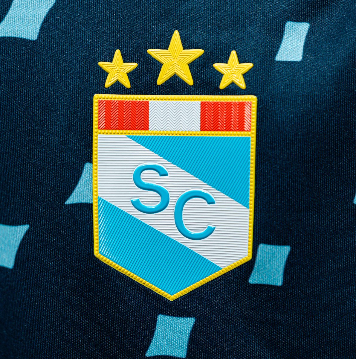 ClubSCristal's tweet image. Por este escudo. 😍

¡Vaaamoooosss! 💪

#FuerzaCristal