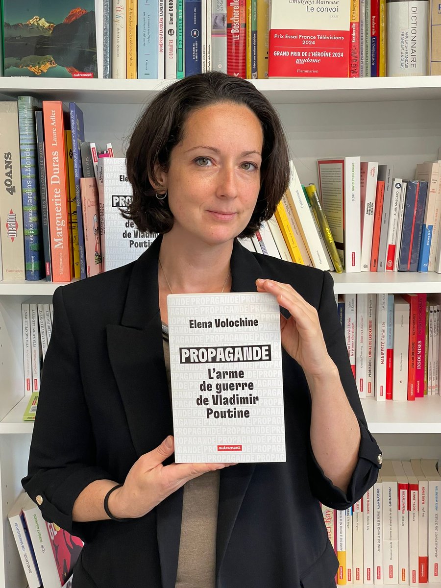Nous sommes ravis de vous annoncer la sortie prochaine de "Propagande : l'arme de guerre de Vladimir Poutine" de <a href="/elenavolochine/">Elena Volochine</a>  !

Un essai saisissant qui plonge au cœur de la propagande russe, véritable machine à manipuler l’information. 

Disponible dès le 2 octobre.