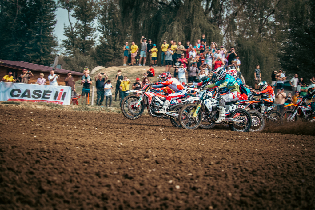 mxgp's tweet photo. Team Italy 🇮🇹 took the Motocross of European Nations trophy for a record fifth time as in the Women’s Motocross of Nations, reigning Champions Team Spain won❗ 🇪🇸
Find all the results here 👇
https://t.co/2aSxUo0uXi
#MXGP #Motocross #MX #Motorsport #MXoEN https://t.co/n0CIpnt72o