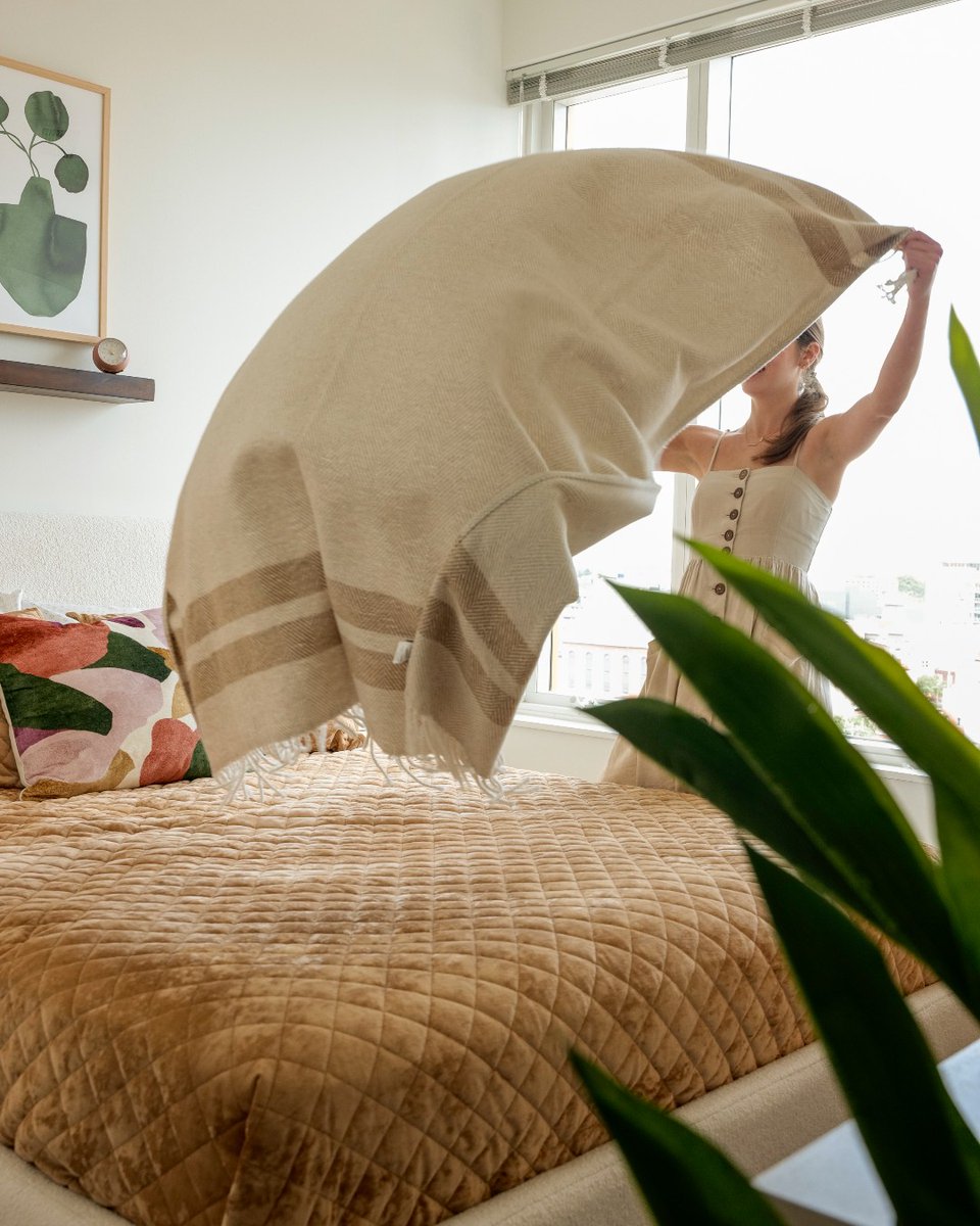 TheCarsonPhilly's tweet photo. Embrace the cozy charm of fall at The Carson. 🍂🏠 Fresh autumn vibes meet modern comfort in our stylish apartments, perfect for cozy nights and crisp days.

Visit our website to learn about our NEW FALL LEASING SPECIALS! Schedule a tour and learn more: https://t.co/ENeMBIDurj https://t.co/Vx17GEkMgd