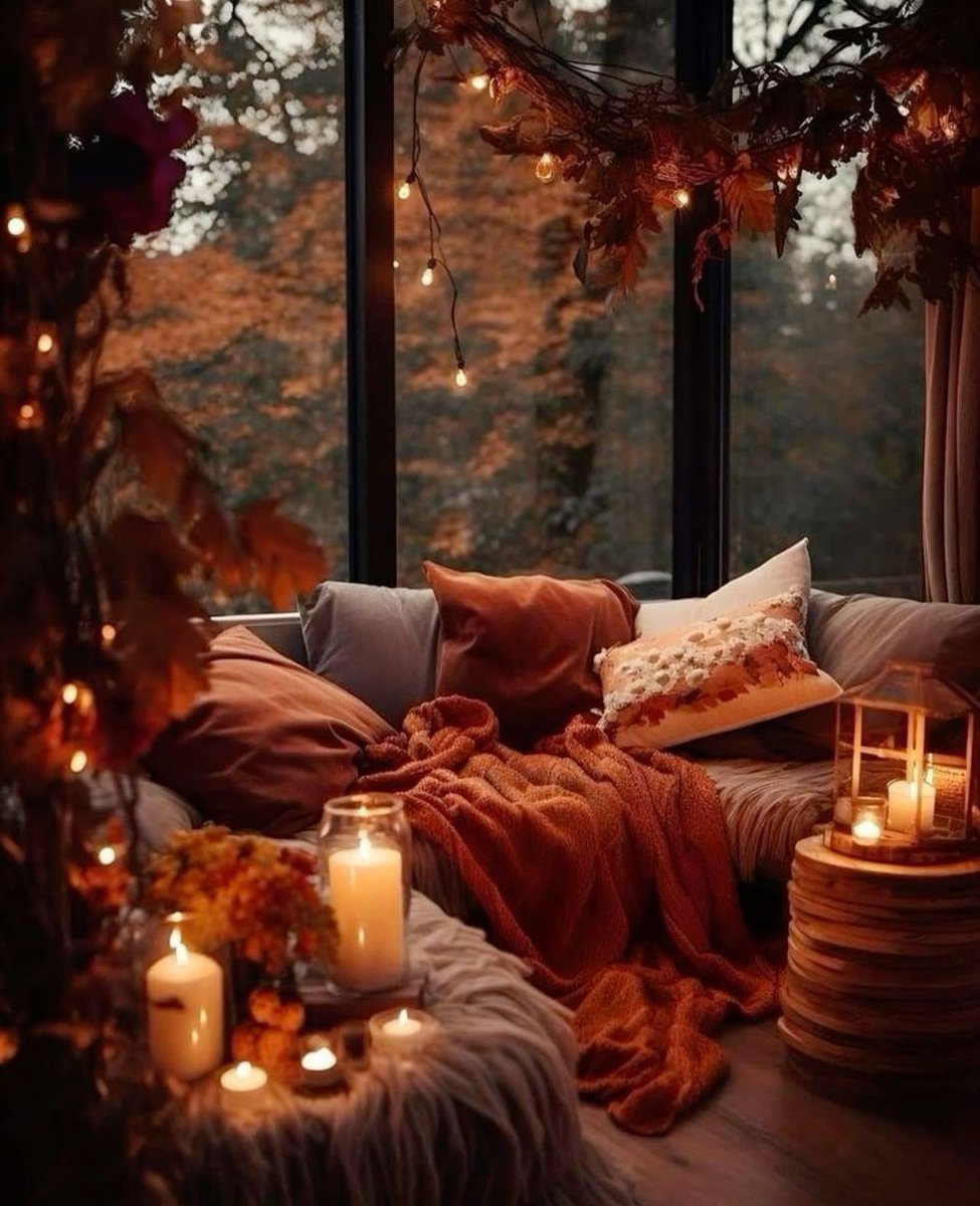 NosCalanGaeaf's tweet photo. 🍂 Cosy days are here again😊
#autumn #fall https://t.co/MIxQaLP9mF