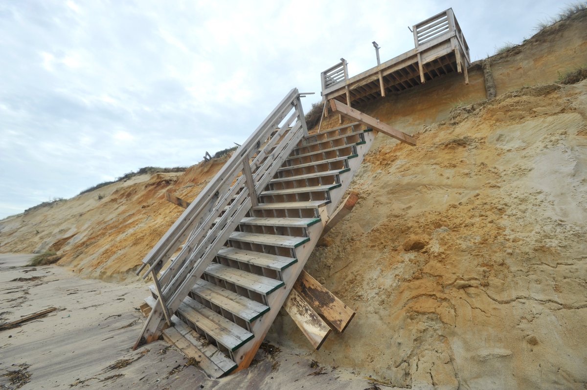 cctphotographer's tweet photo. Marconi Beach stairs in #Wellfleet were heavily damaged in the storm. Access to the stairs is closed. You can still get to Marconi from LeCount Hollow in Wellfleet or Nauset Light Beach in Eastham. I chose the "shorter" LeCount Hollow option. 
Photos: https://t.co/mQmFD7Me0u https://t.co/FXLmro0egD