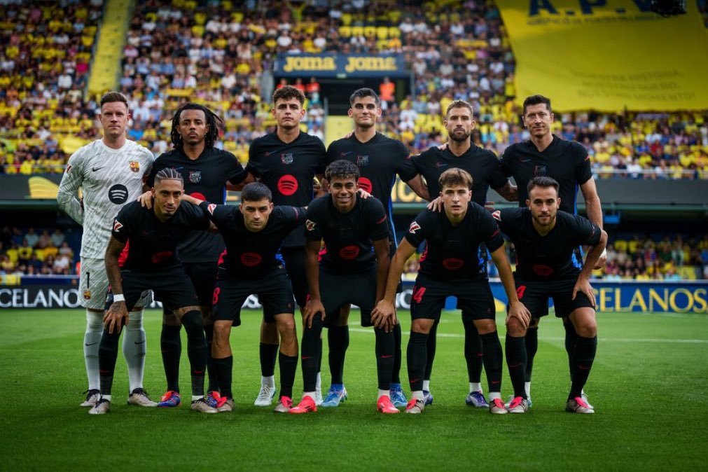 harryfcb21's tweet photo. 🚨🚨 No Barcelona fan should have less than 5000 followers: Reply under this tweet and follow everyone who likes your tweet 🔵🔴 https://t.co/aWretkwXQa