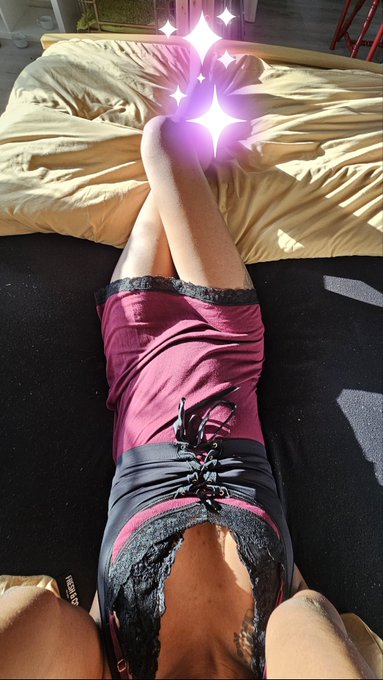 Good morning! 🌞👣 New sunlit foot fetish set drops at 11 AM on Feetfix. Want a sneak peek of these soft<a href="/tag/footfetish"class="tags"><span>#footfetish</span></a><a href="/tag/feetlovers"class="tags"><span>#feetlovers</span></a><a href="/tag/feetfix"class="tags"><span>#feetfix</span></a>