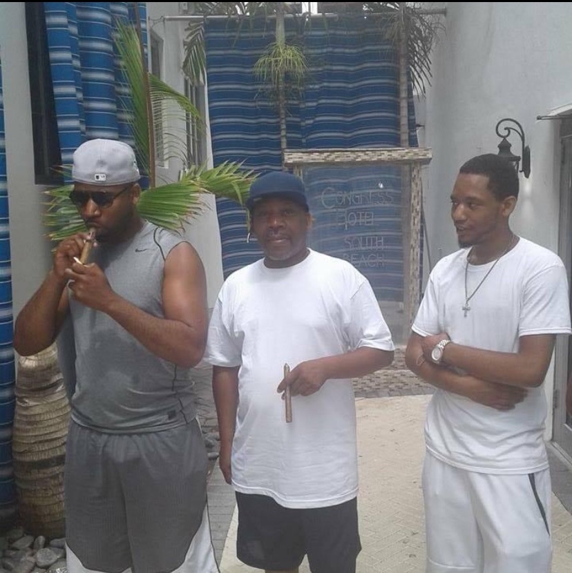 flintheem's tweet photo. Happy Birthday Big Bro &amp; Many More💯💯💯🎉 https://t.co/BmmSuHLYXq