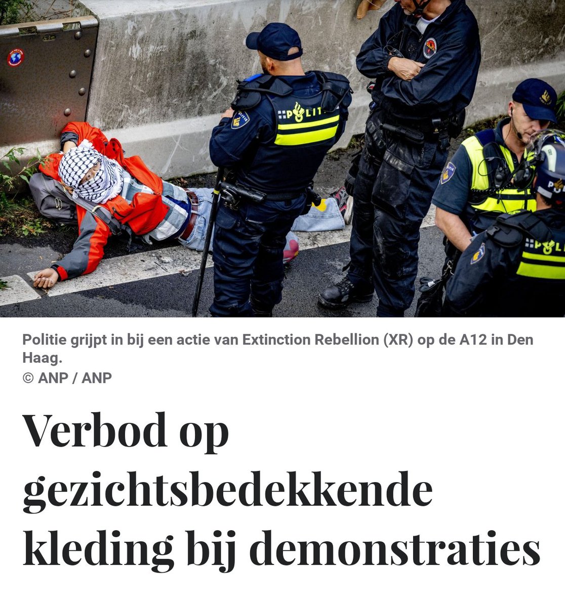 maartenbrink's tweet photo. Er komt wetswijziging om gezichtsbedekking bij demonstraties te verbieden. Een meerderheid van de Tweede Kamer staat achter dit plan van JA21-fractievoorzitter Joost Eerdmans en SGP-leider Chris Stoffer.

 https://t.co/xROcK7QRvX
#politie #wetswijziging #gezichtsbedekking https://t.co/XsN6Qhq7S0