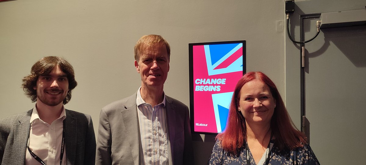 EndFurniturePov's tweet photo. Very grateful to @stephenctimms for taking the time to meet today to discuss our campaign for 10% of social homes to be let as furnished, and the future of local authority crisis support. https://t.co/tZhlJOpnvV