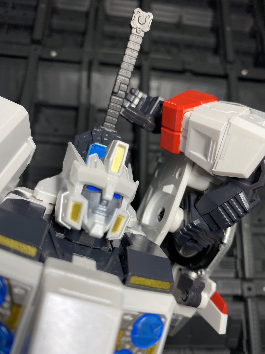 Lex121Austin's tweet image. The Ronin Warrior @TFShowUK