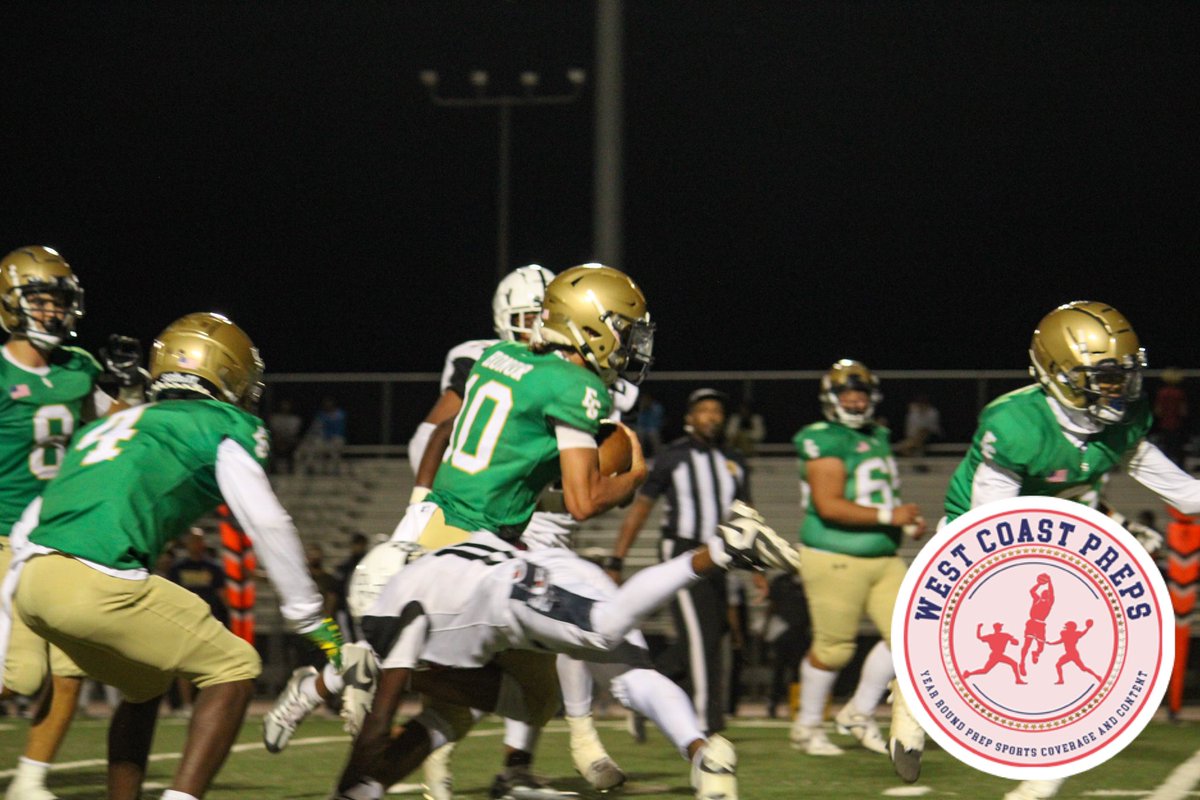 WCPSacramento's tweet photo. Trying to stop Elk Grove QB David Hale is a seemingly impossible task. 

And it really was Friday, as Hale and the entire Thundering Herd team scored 69 points to hand Franklin its first loss. 

Story: https://t.co/XwhIobDeCP https://t.co/oIcMYxKYre