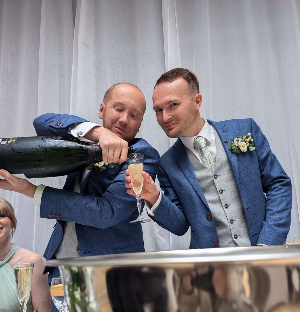 James Common tweet media