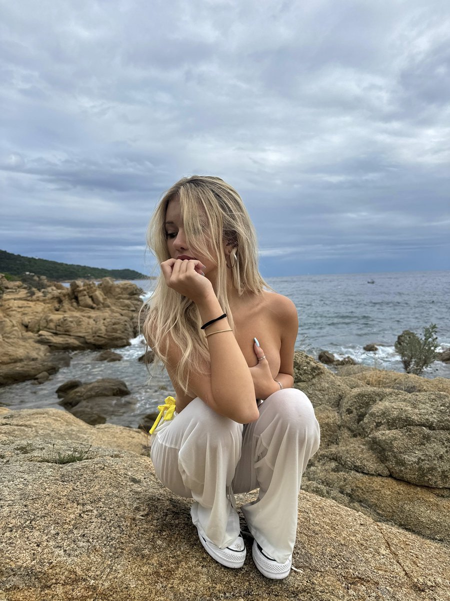 breckiebaby's tweet photo. channeling my inner alexis ren https://t.co/HTQS8MUuy1
