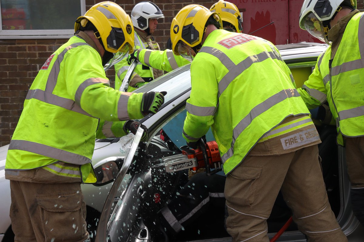 Hampshire_Fire_Photos tweet media