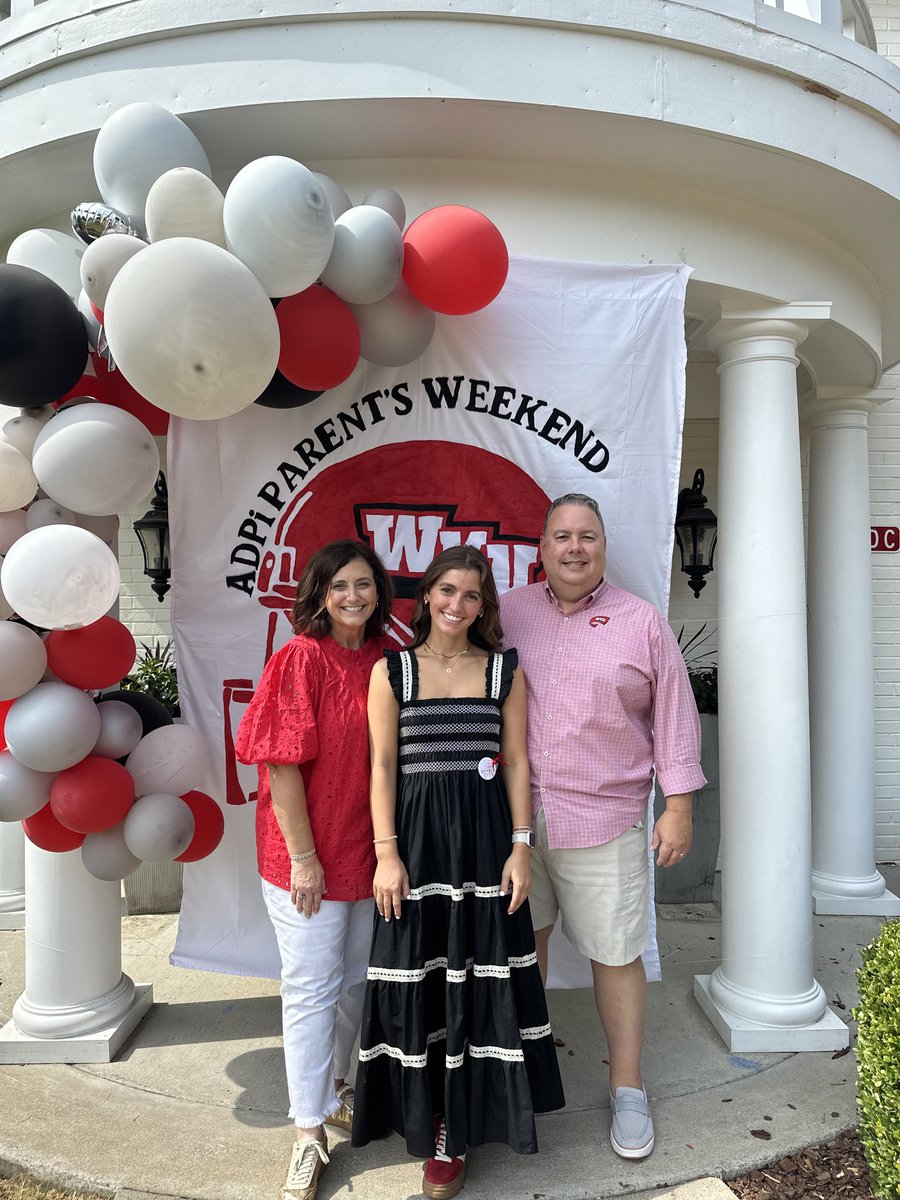 JohnPaulBlair's tweet photo. Great Parents Weekend on The Hill! #HustleForTheHouse #TopsWin @WKU @RMHC @WKU_ADPi @WKUFootball https://t.co/XyfJ9nQ3i0