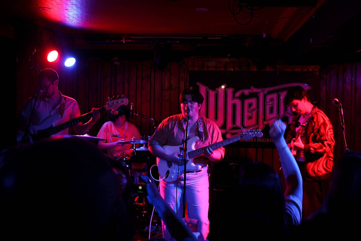 Ah aren't we only after having the night of our lives (so far) at the slipping single launch! Thank you so much to everyone who came down and made it so special. We love each and every one of you individually, and as a group x 👍